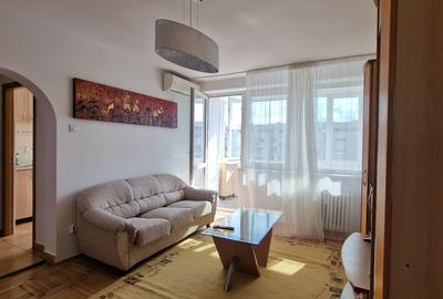 Apartament cu 2 camere semidecomandat, mobilat în P-ța Muncii - 1