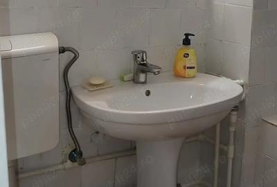 Inchiriez apartament 3 camere - 7