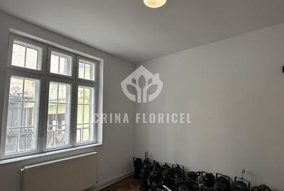 Casă individuală cu 10 camere cu Canalizare în Capitale - 5