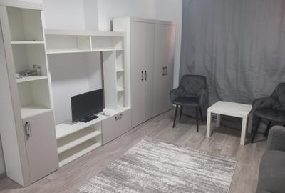 Garsonieră decomandată în Unirii