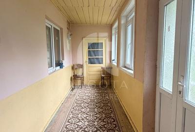 Casă cu 4 camere cu Teren 4075 Mp în Cotu Ciorii