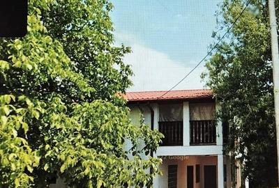 Casă cu 9 camere cu Teren 450 Mp în Ciolpani - 4