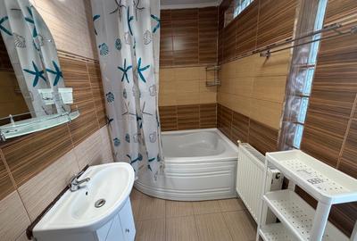 Apartament cu 3 camere decomandat în Vasile Aaron - 9