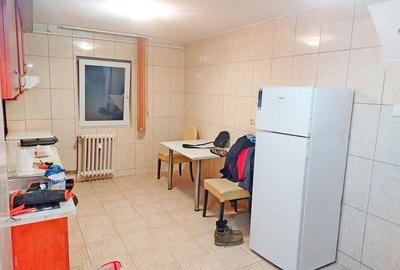 Apartament cu 4 camere decomandat în Mircea cel Bătrân - 6