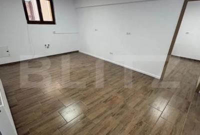 Spațiu comercial, de 59 mp, în Central - 2