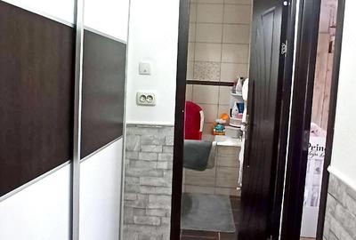Apartament cu 2 camere decomandat în Micro 16 - 7