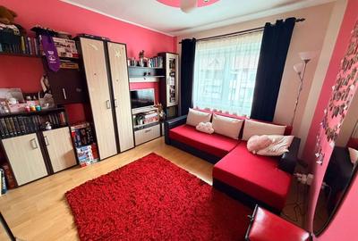 Apartament cu 3 camere decomandat în Coman - 8