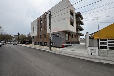 Apartament cu 3 camere decomandat în Central - 1