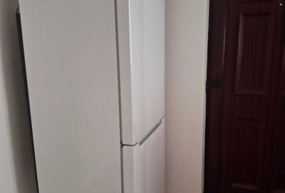 Apartament cu 3 camere decomandat în Independenței - 3