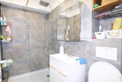Vanzare 3 camere decomandat modernizat si mobilat etaj 6 reabilitat 2 ascensoare - 5