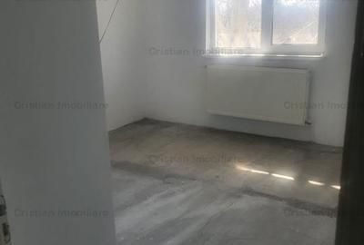 Apartament cu 3 camere decomandat în Barieră - 9