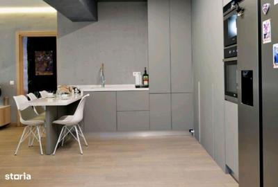 Apartament cu 3 camere, mobilat în Sud - 1