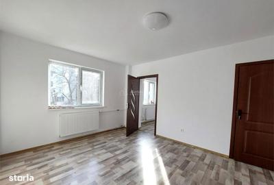Apartament cu 3 camere în Central - 1