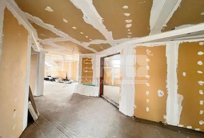 Vanzare/Inchiriere Penthouse +Pod  6 Camere 227 Mp I Suceava/Scheia - 1