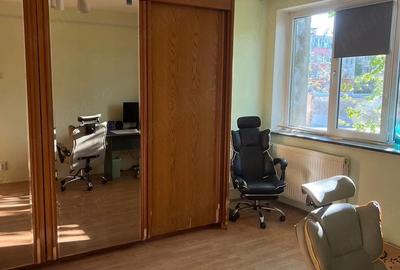 Apartament cu 2 camere decomandat în Rovine - 1