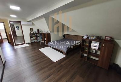 Casă cu 5 camere cu Garaj în Central - 14