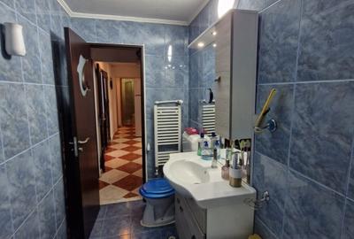 Apartament cu 4 camere decomandat, mobilat în Vitan Mall - 13