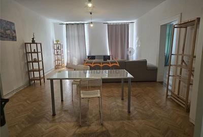 Apartament de inchiriat  107/?, ultracentral, P-ta Unirii