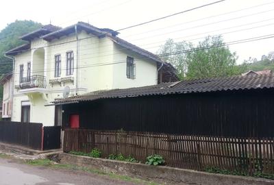 Casă individuală cu 5 camere cu Canalizare în Tunari - 2