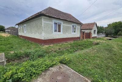 Casă cu 4 camere în Galșa - 2
