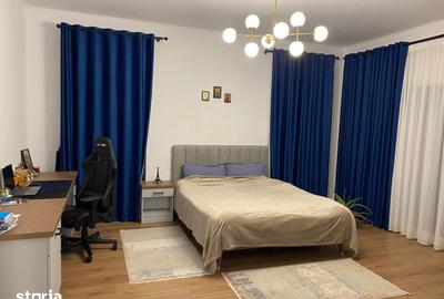 Casă cu 5 camere cu Canalizare în Central - 4