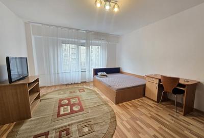 Garsonieră decomandată, mobilată în Unirii - 1