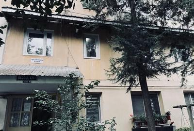 Apartament cu 4 camere semidecomandat în Central