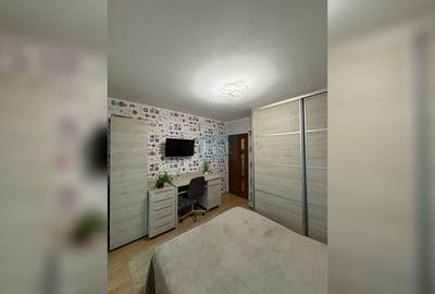 Apartament cu 3 camere decomandat, mobilat în Între Lacuri - 11
