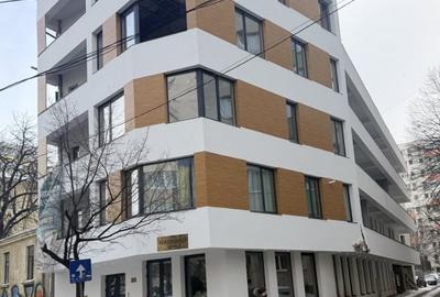 Apartament cu 3 camere decomandat în Ferdinand