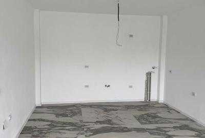 Casă cu 4 camere cu Teren 250 Mp în Central - 4