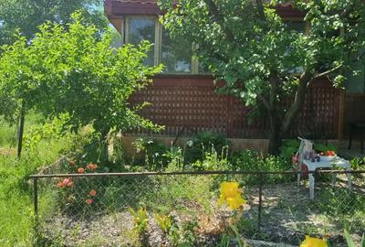 Vand casa cu teren 2093 mp Murgesti Buzau - 1