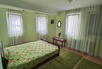 Casă cu Teren 1153 Mp în Solca - 5