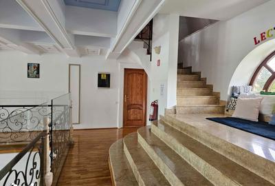 Casă cu Teren 3000 Mp în Nord