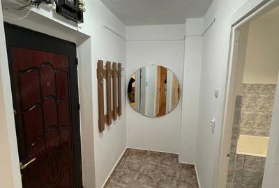 Garsonieră decomandată în Central - 1