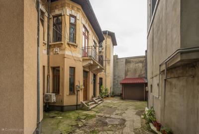 CAROL - 11 IUNIE, APARTAMENT 4 CAMERE IN VILA, 120 MP, ETAJ 1!