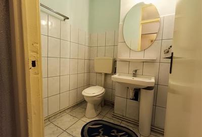 Apartament decomandat,zona de interes, potential ridicat,Calea Bucuresti,Astra,B - 7