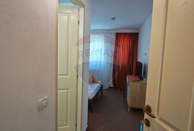 Spațiu comercial, de 180 mp, în Central - 6