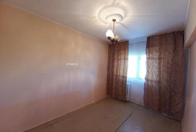 Apartament cu 3 camere decomandat în Pantelimon - 9