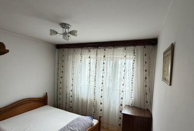 Inchiriez apartament cu 3 camere b-dul. Bucuresti - 7