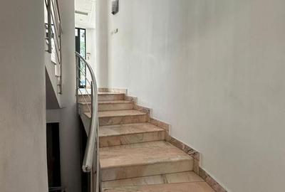 Spațiu comercial, de 235 mp, în Unirii - 14