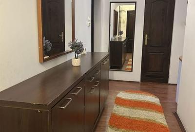 Apartament cu 2 camere decomandat în Republicii - 3