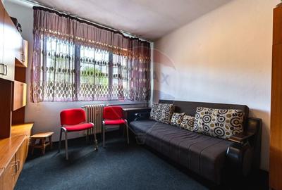 Garsonieră decomandată, mobilată în Tractorul - 2