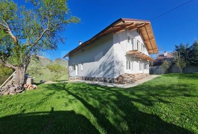 Vila superba Magura- Brasov , destinatie pensiune 6 camere 5 bai zona superba - 5