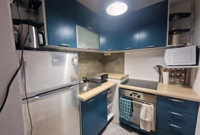 Apartament cu 2 camere nedecomandat, mobilat în Circumvalațiunii - 14