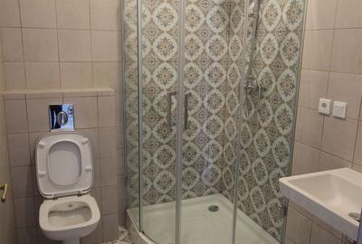 Birou, de 74 mp, în P-ța Unirii - 17