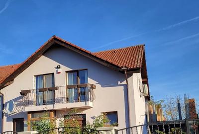 Casă cu 5 camere cu Canalizare în Nord-Vest