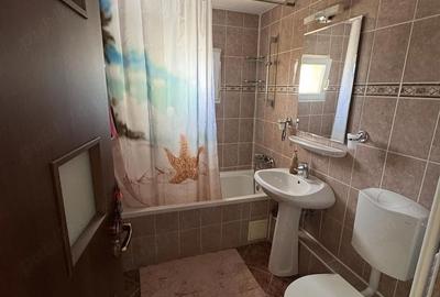 Apartament cu 3 camere decomandat în Plopilor - 1