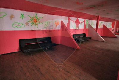 Proprietate specială, de 904 mp, în Central - 16