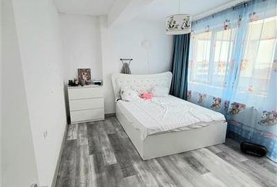 Apartament cu 3 camere decomandat, mobilat în Palazu Mare - 10