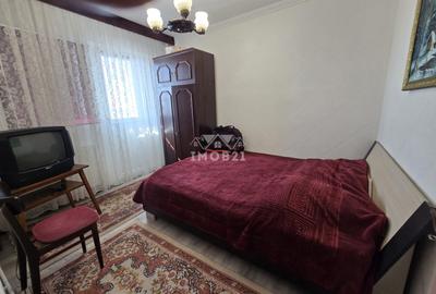 Apartament cu 4 camere decomandat, mobilat în Republicii - 11